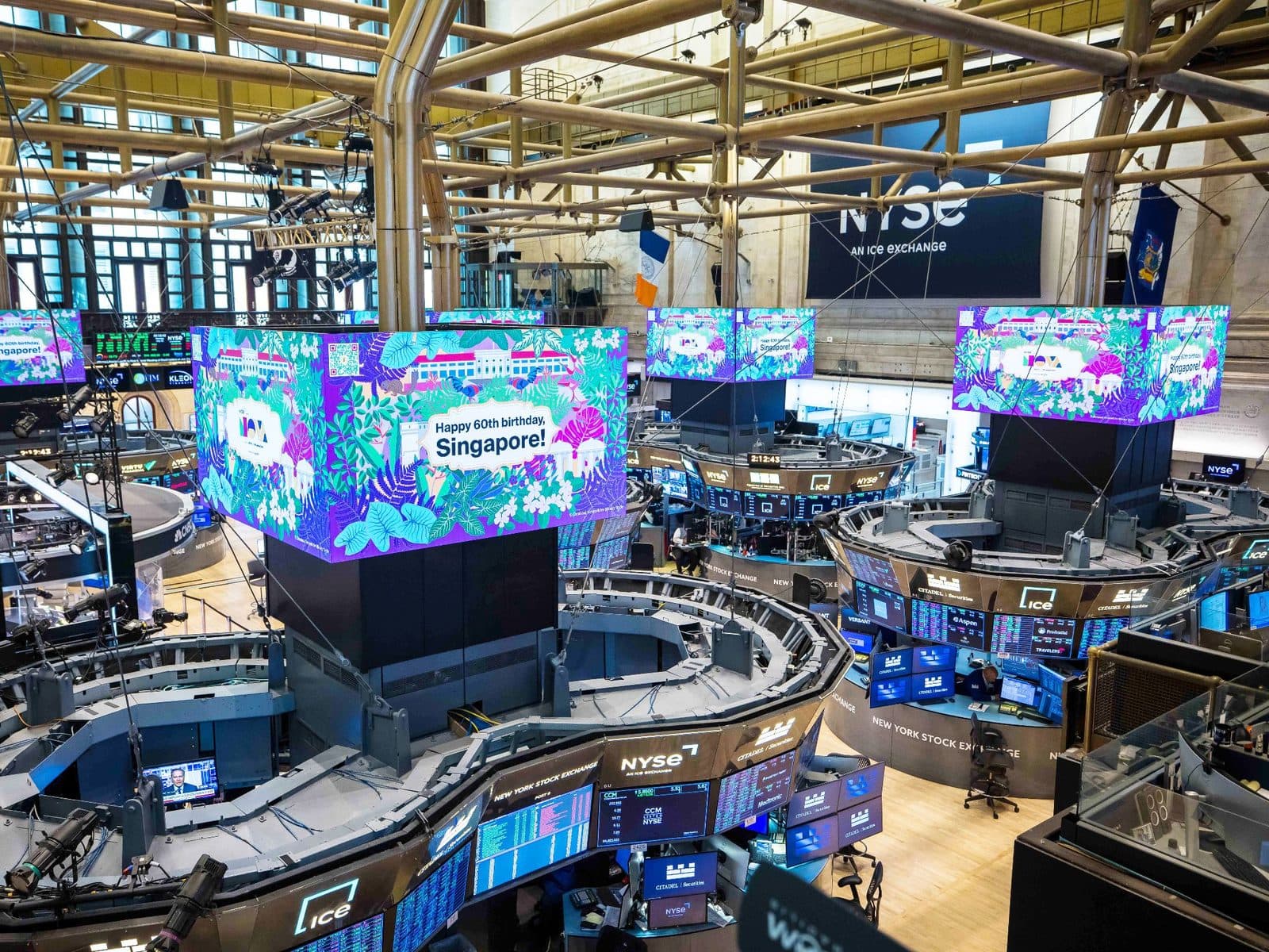 Smobler joins forces with NYSE to celebrate Singapore’s 60th birthday